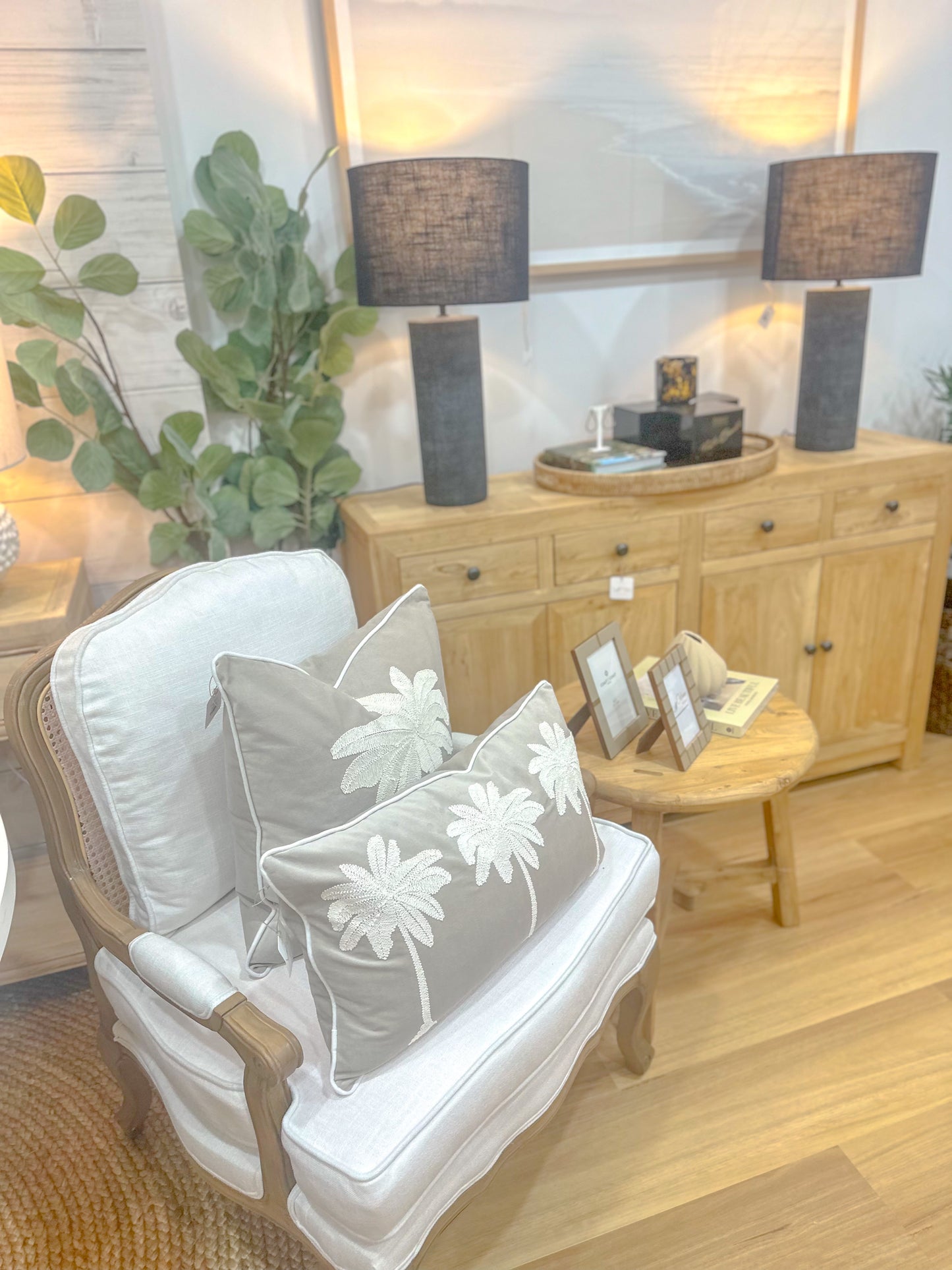 MADRID SIDE TABLE