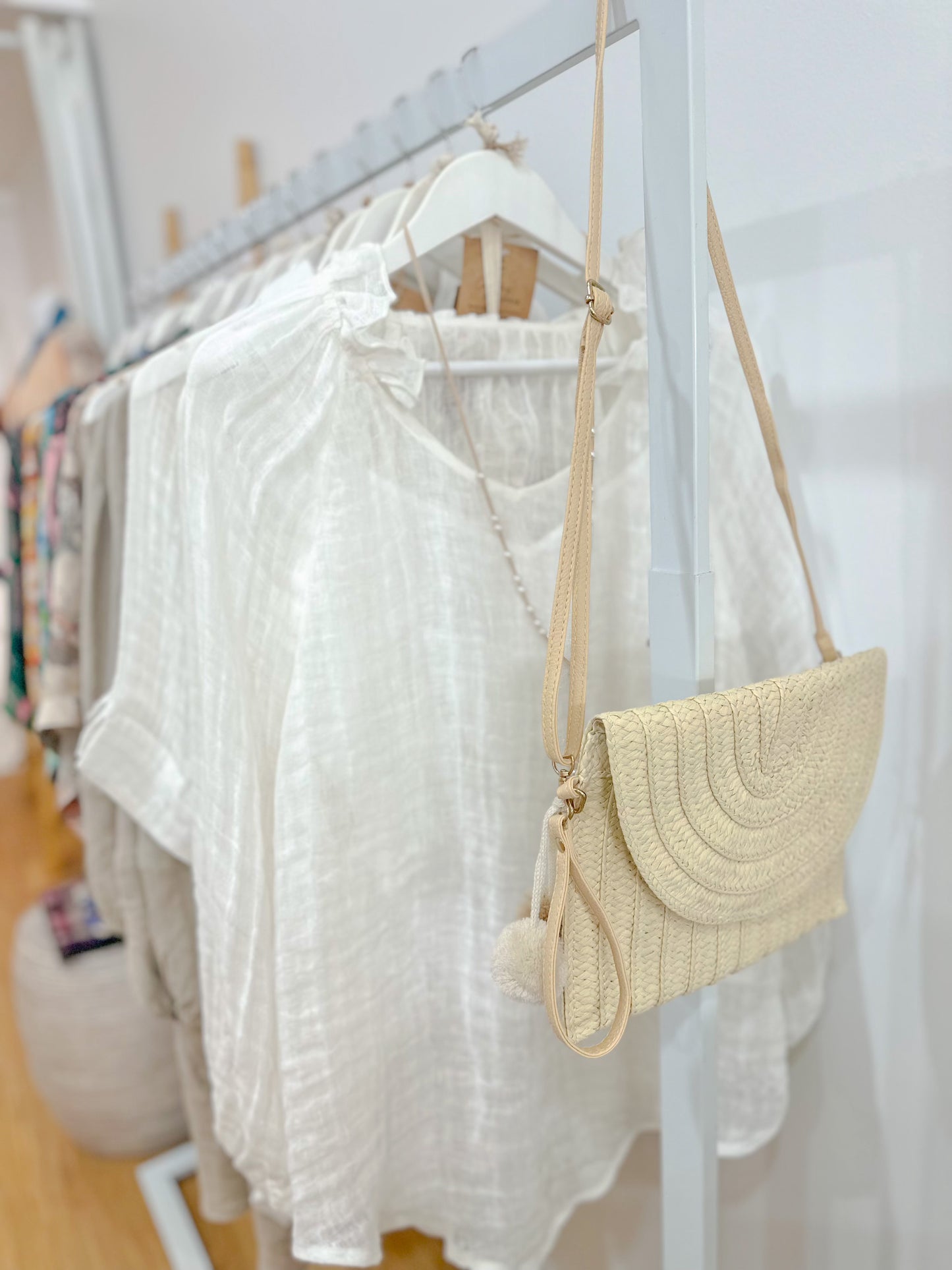 Wicker Crossbody Clutch – Natural
