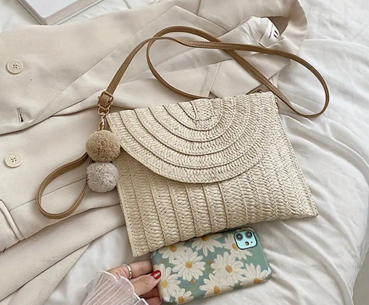 Wicker Crossbody Clutch – Natural