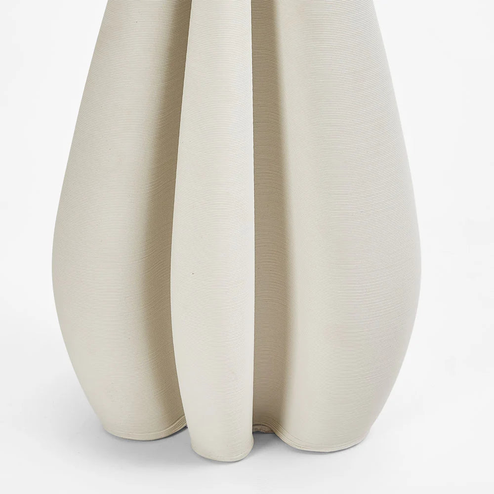 3D Vase – White | Small & Large